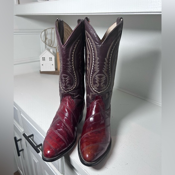 **SOLD**Villano Men’s Leather Shaft Cowboy 9.5 Burgundy Exotic Eel Vamp Western - Picture 3 of 8